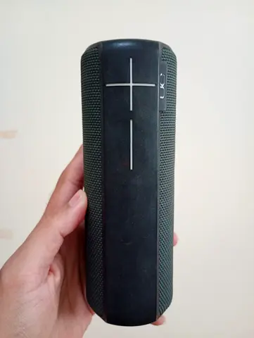 Ue boom 2 waterproof speaker