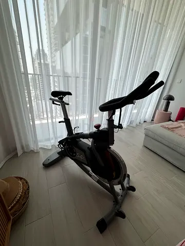 Home/Gym Spinning Bike for Sale – AED 500 Great Condition!