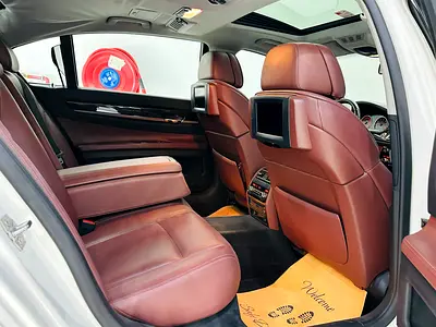 صورة مصغرة 11 لـ 2012 BMW 7-SERIES