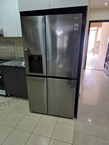 LG ThinQ fridge water dispenser ice maker