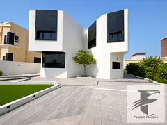 Modern Style 5BR Villa with Garden Area