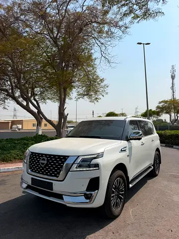 NISSAN PATROL SE PLATINUM 2024 GCC 96000 KM