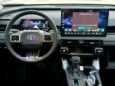 Toyota RAV4, миниатюра 12