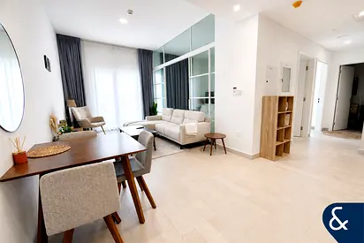 VACANT | FURNISHED | 2 BEDS