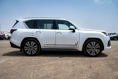 صورة مصغرة 4 لـ 2026 Lexus LX-SERIES