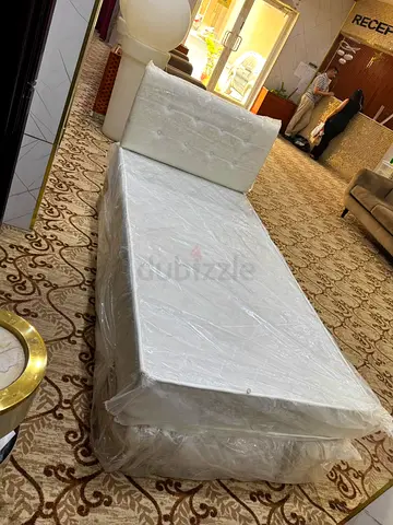 Bed and bed base with head board for sale