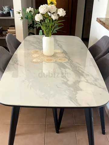 Marble-Effect Dining Table with Grey Upholstered Chairs - Set