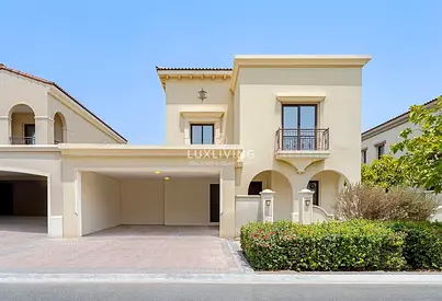 Stunning 5BR Villa | Prime Lila Location
