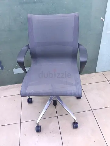 Selling For Herman Miller Setu Chair Comfort Chair Neat And Clean