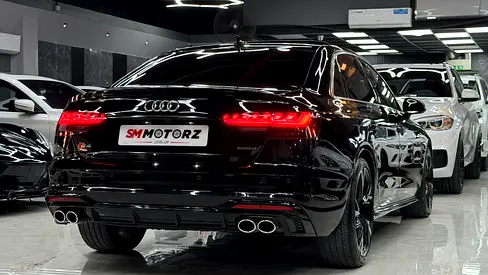 صورة 6 لـ 2022 AUDI A4