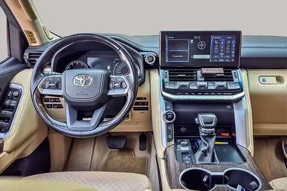 2023 Toyota LAND CRUISER thumbnail 10