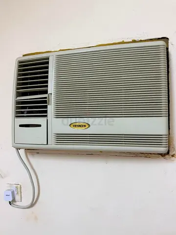 Hitachi Window AC for Sale – Good Condition