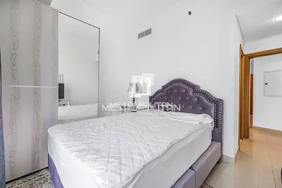 Furnished | High floor | Vacant from November