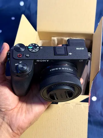Sony A6700 With 16-50mm kit lens ossii