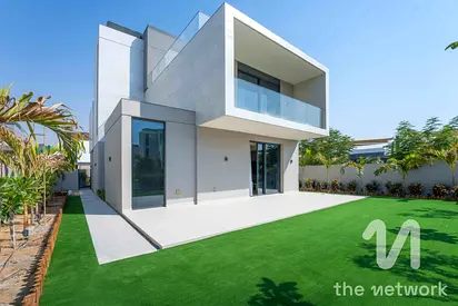 Upgraded | Furnished | Ideal Location