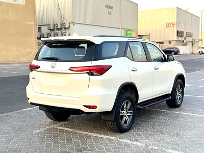 2020 Toyota FORTUNER 照片 6