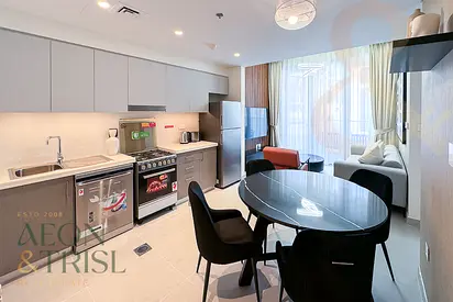 Ready to Move | Low Floor | Fully Furnished