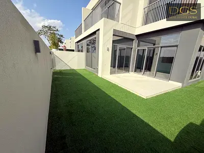 4BR | Single Row | Landscaped Garden