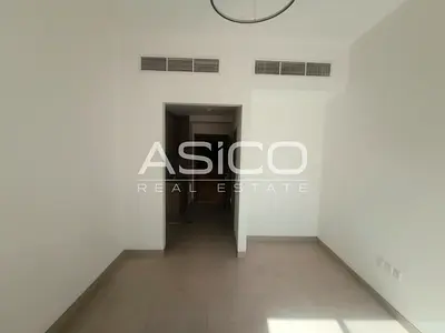 Budget Office | Busy Area | Deira | Hot Deal