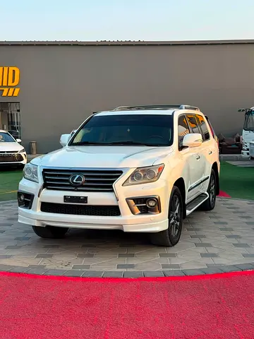 2015 Lexus LX-SERIES 照片 3