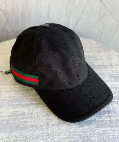 Gucci GG canvas baseball cap