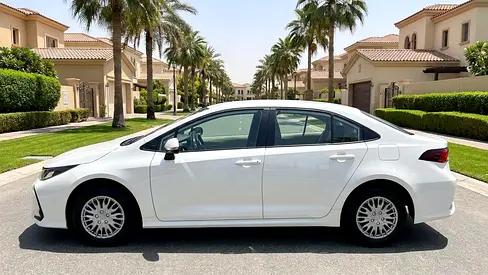 صورة مصغرة 3 لـ 2024 Toyota COROLLA