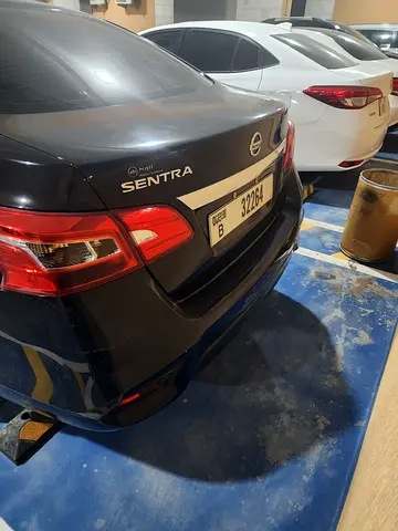 2019 Nissan SENTRA photo 5