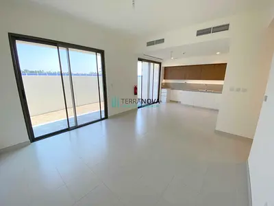 4BR Townhouse | Vacant Now | Park Side 3