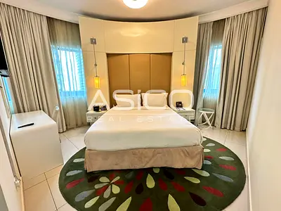 Luxury Furnished 2BR | Downtown | Dubai Mall
