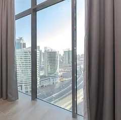 Master Bedroom in Downtown (minutes from Dubai Mall & Burj Khalifa), Short-term Rental