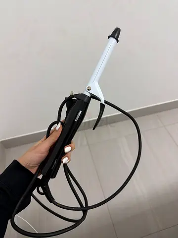 Philips Ceramic Curling Iron - Excellent Working Condition