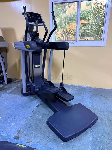 Precor Elliptical Cross Trainer - Good Working Condition