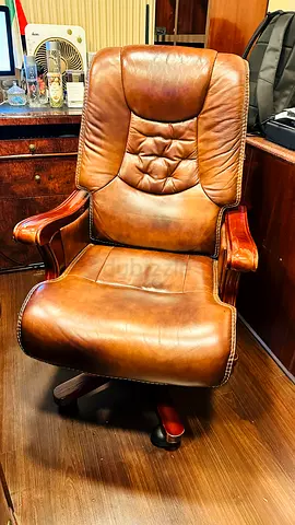 Brown Leather Executive Office Chair - Good Condition