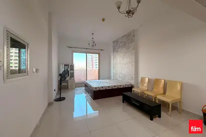 Bright | Furnished | Vacant | Spacious Studio