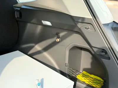 Toyota RAV4 XLE, миниатюра 7
