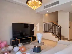Modern Furnished | Landscaped | Close to Exit