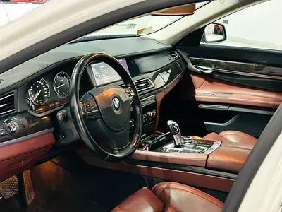صورة مصغرة 8 لـ 2012 BMW 7-SERIES