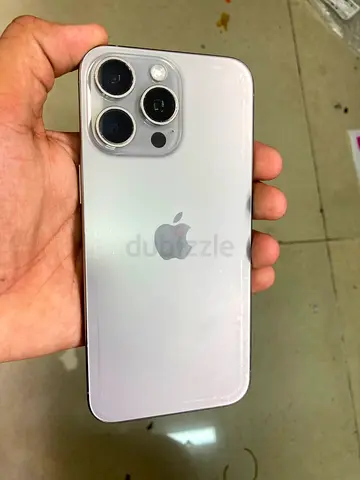 iPhone 15 Pro Max in Silver