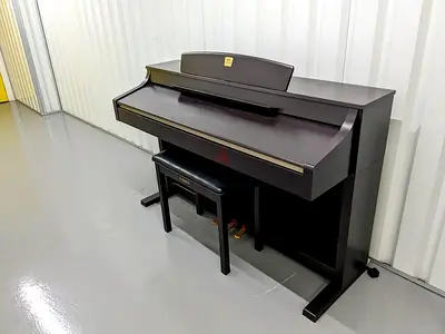 Refurbished Yamaha Clavinova CLP-340 Rosewood Digital Piano | 88 Weighted Keys