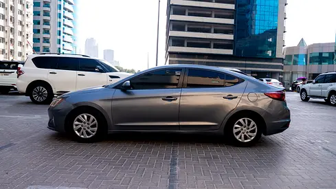 2019 Hyundai ELANTRA 照片 4