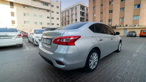 2019 Nissan SENTRA — фото 2
