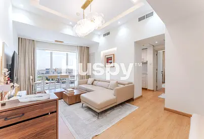 Upgraded | Marina Skyiline View | Vacant