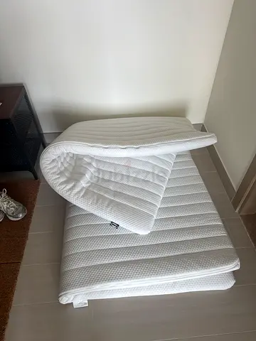 Ikea nisseholm mattress topper (double bed)