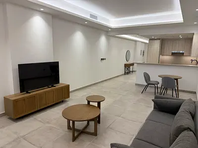 BRAND NEW l MASSIVE l 769 SQ FT l ALL BILLS INCLUDED