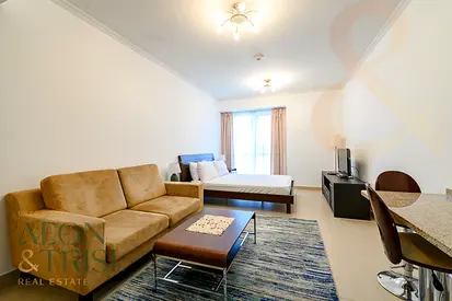 Chic Studio l Prime Location l Community Living