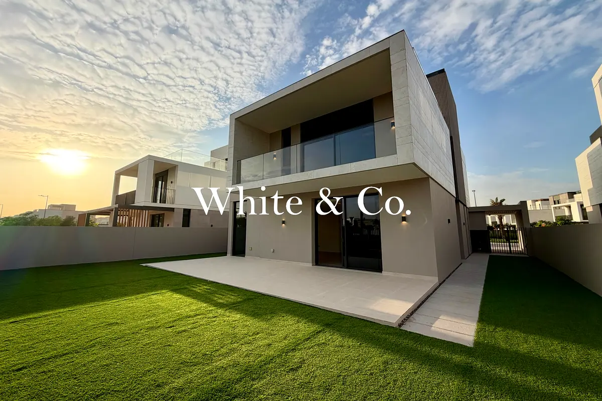 LUXURY 4 BED |SINGLE ROW BRAND NEW |TYPE B
