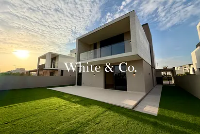 LUXURY 4 BED |SINGLE ROW BRAND NEW |TYPE B