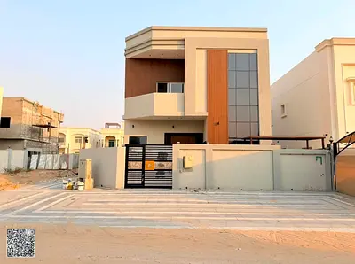 فيلا كورنر للبيع في الياسمين – عجمان–تكييف مركزي من ماركة SKM مجانا–مع مخرج سهل ومباشر إلى شارع الشيخ محمد بن زايد.