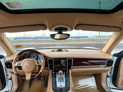 صورة مصغرة 7 لـ 2013 Porsche PANAMERA
