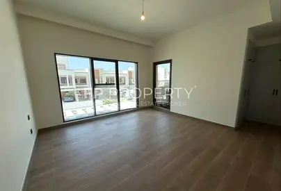 Vacant | Luxury Villa | Close to Lagoon